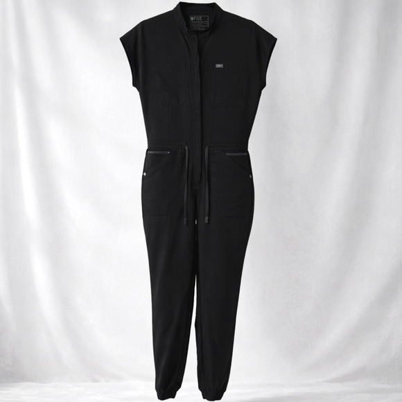 NWOT FIGS Rafaela Cargo Scrub Womens Black Jogger Jumpsuit Medical Nurse Size M - Picture 3 of 10
